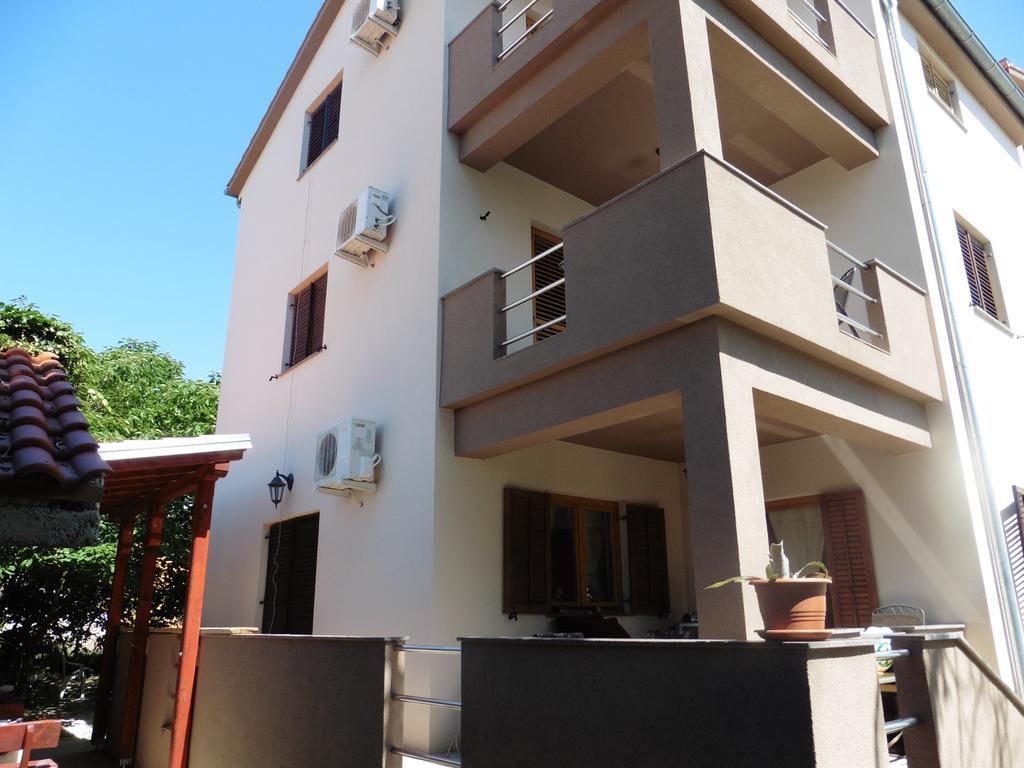 Apartments Kostijal Zadar Ngoại thất bức ảnh