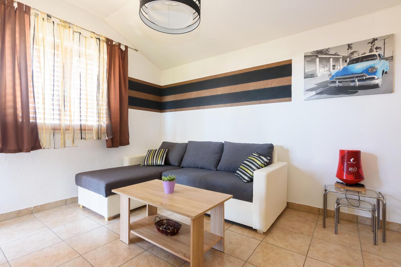 Apartments Kostijal Zadar Ngoại thất bức ảnh