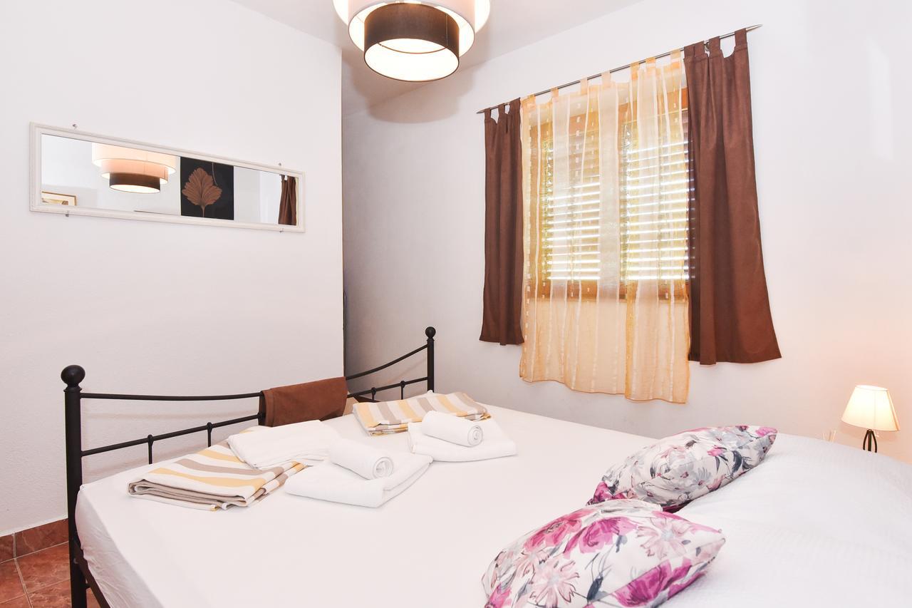 Apartments Kostijal Zadar Ngoại thất bức ảnh