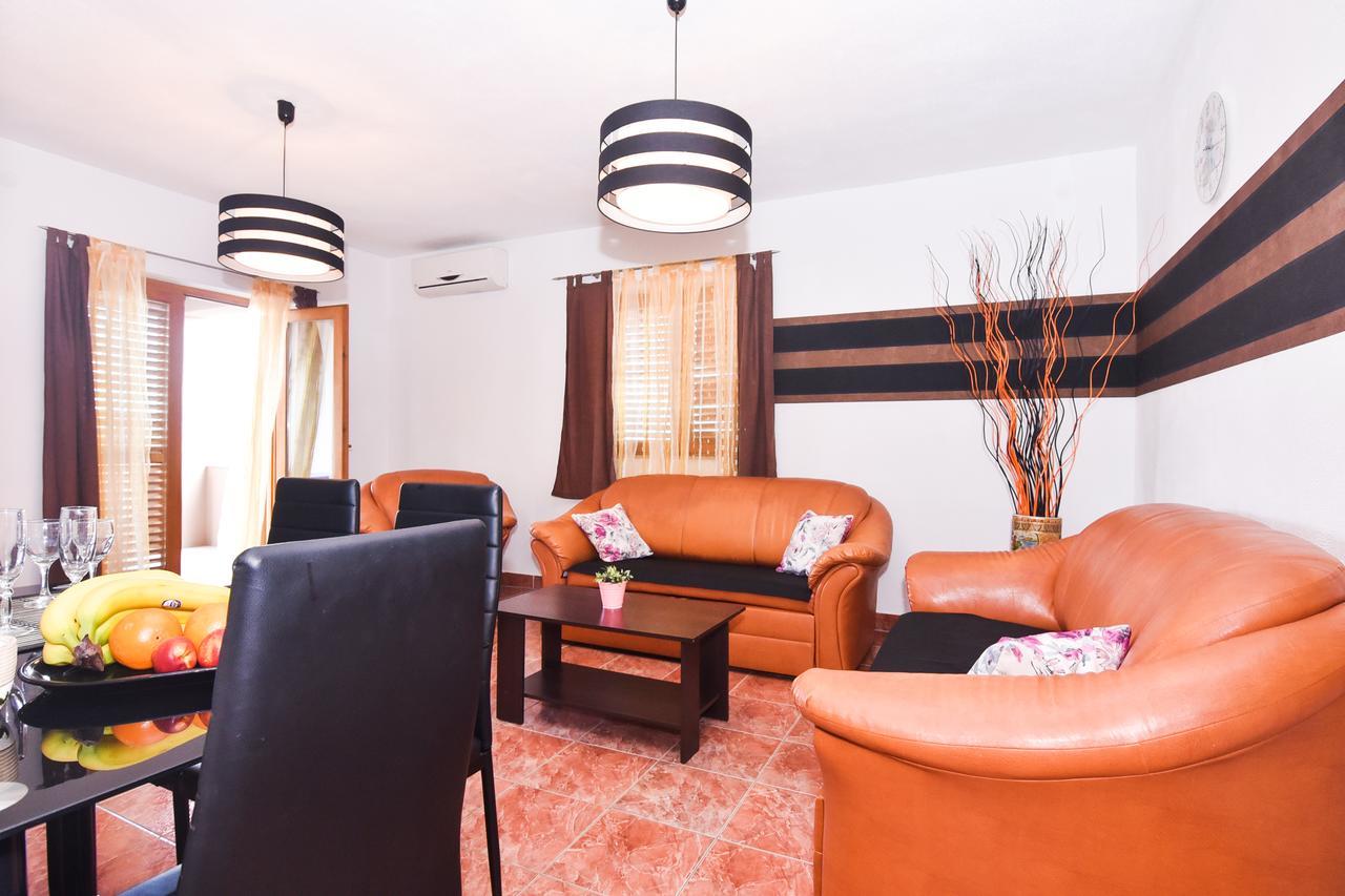 Apartments Kostijal Zadar Ngoại thất bức ảnh